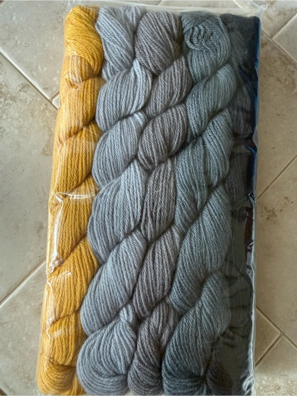 Cloudborn Fibers merino blend